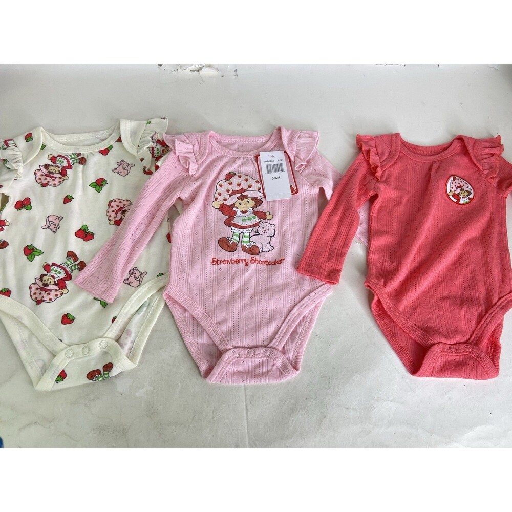 Strawberry Shortcake Three Piece Bodysuit Set Pink Baby Girls Size 3-6 Months